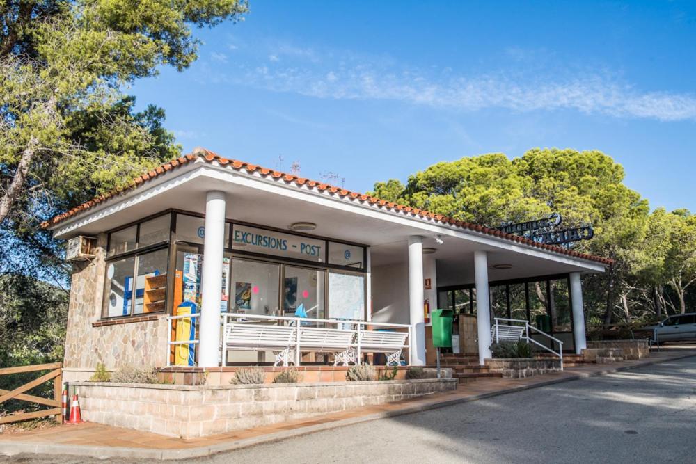 Camping Sunissim Cala Llevado 4 By Locatour Hotel Tossa de Mar Luaran gambar