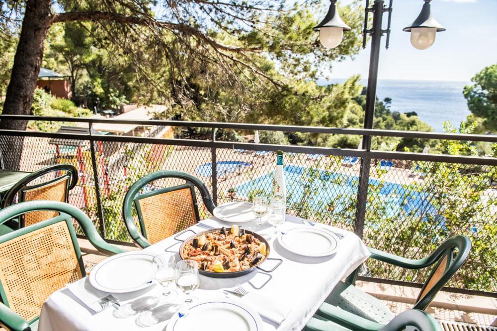 Camping Sunissim Cala Llevado 4 By Locatour Hotel Tossa de Mar Luaran gambar