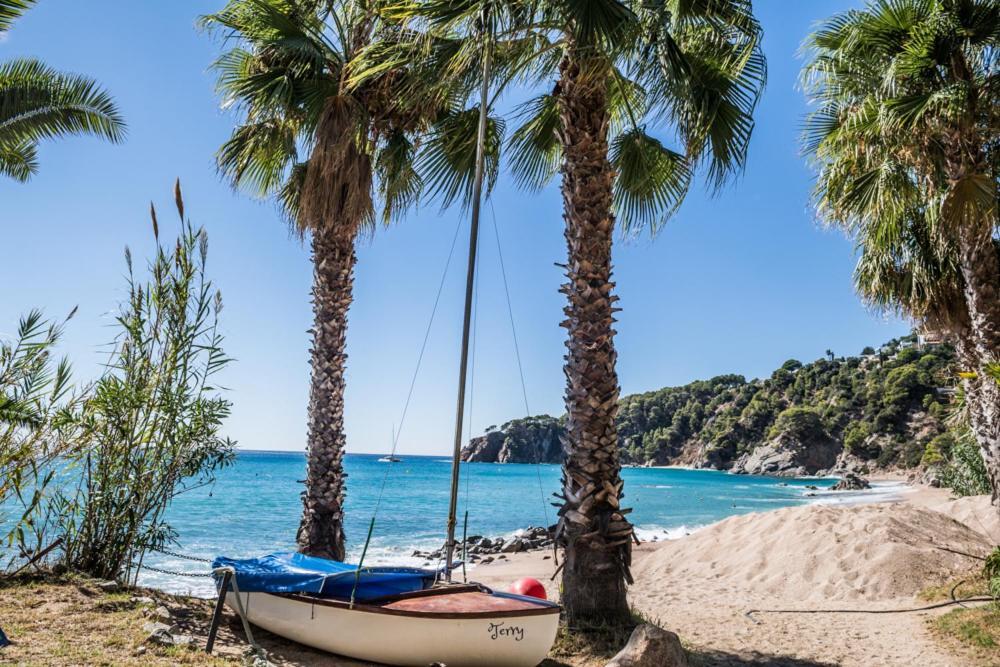 Camping Sunissim Cala Llevado 4 By Locatour Hotel Tossa de Mar Luaran gambar